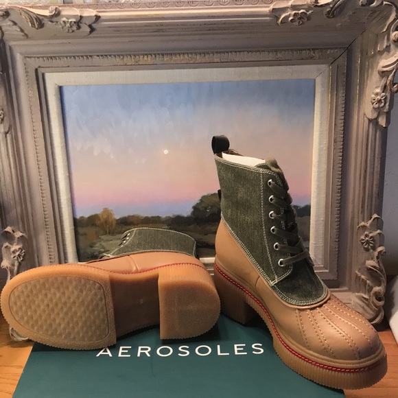 New oom. AEROSOLES Canvas Stellar Boots  with box 394tj - Picture 7 of 16